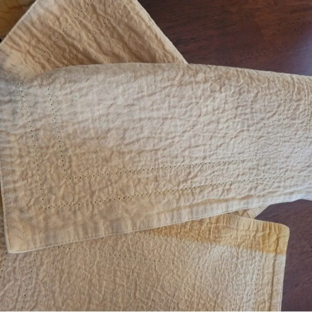 Napkins Placemats Set Fabric Pier One Salt Pepper and holders kitchen cloth